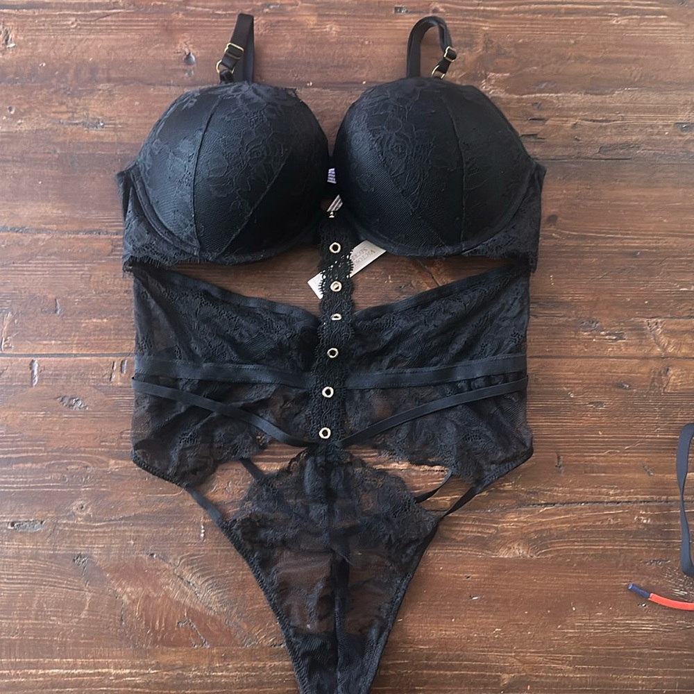 Victoria Secret one piece lingerie!♥️